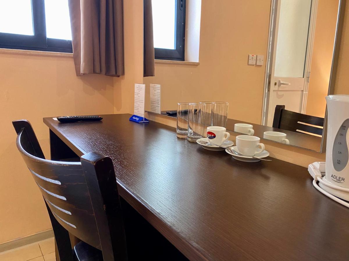 Malta Paradise Hotel Saint Julian's エクステリア 写真