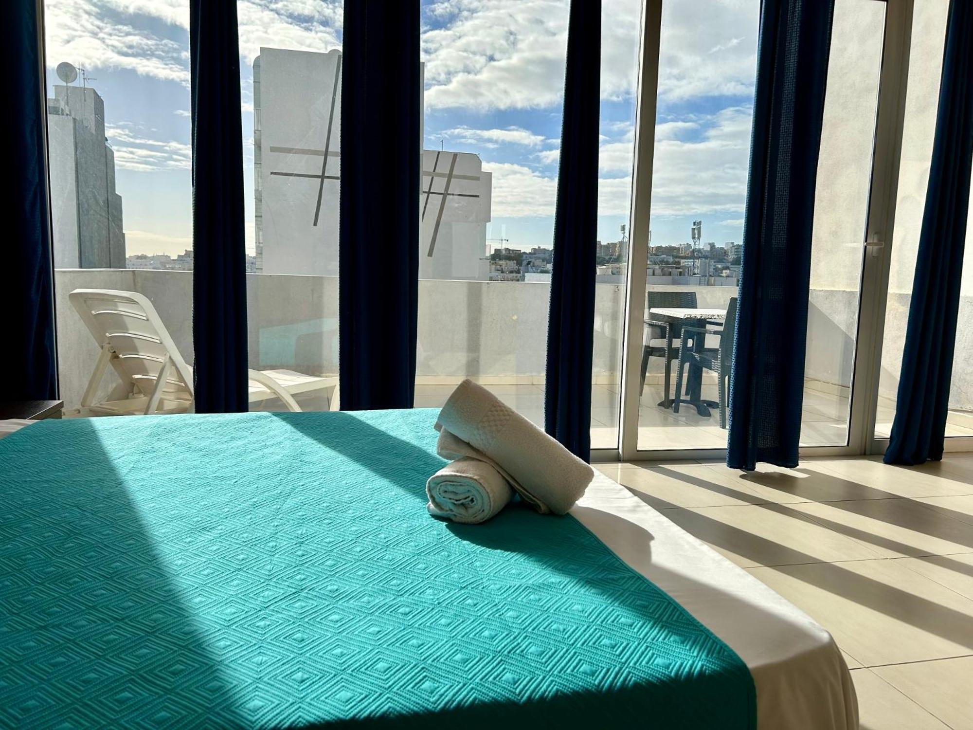 Malta Paradise Hotel Saint Julian's エクステリア 写真
